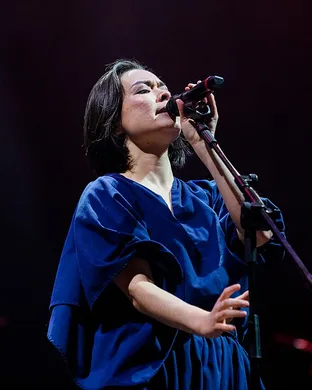 Mitski Paris