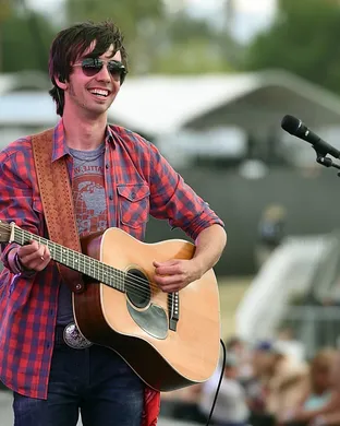 Mo Pitney Dallas
